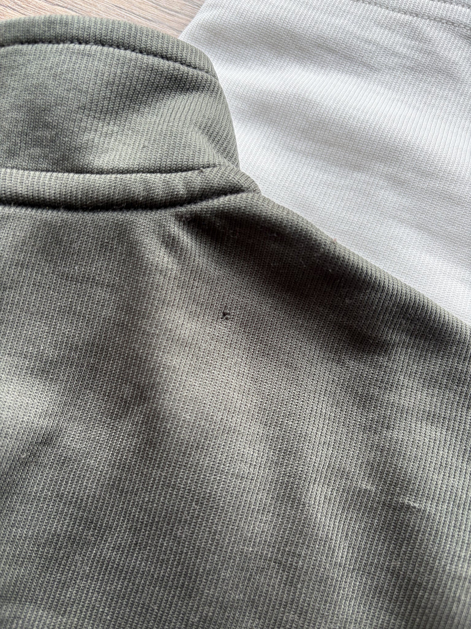 Pre-owned Rapha Club “Rik II” Men’s Jersey - L - Green/Off-White  in Good condition