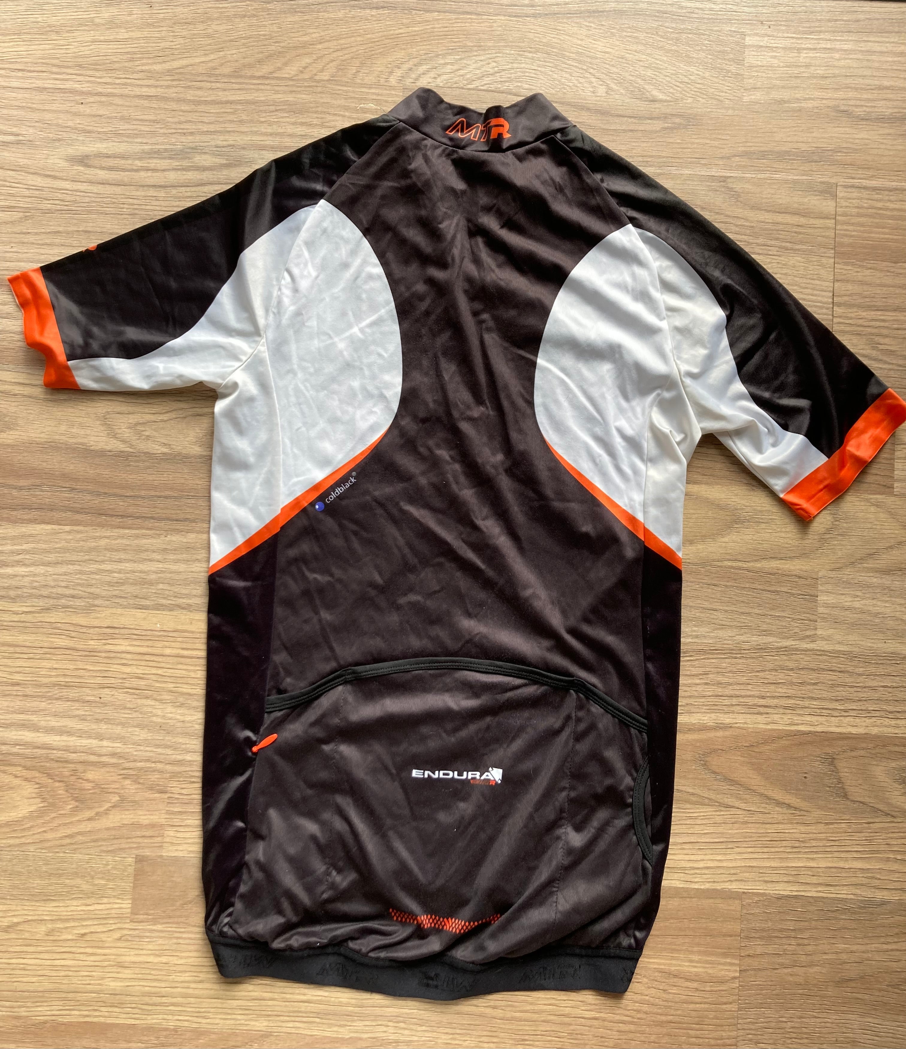 Pre-owned Endura MTR Men’s Jersey - M - Grey/Black  in Very Good condition
