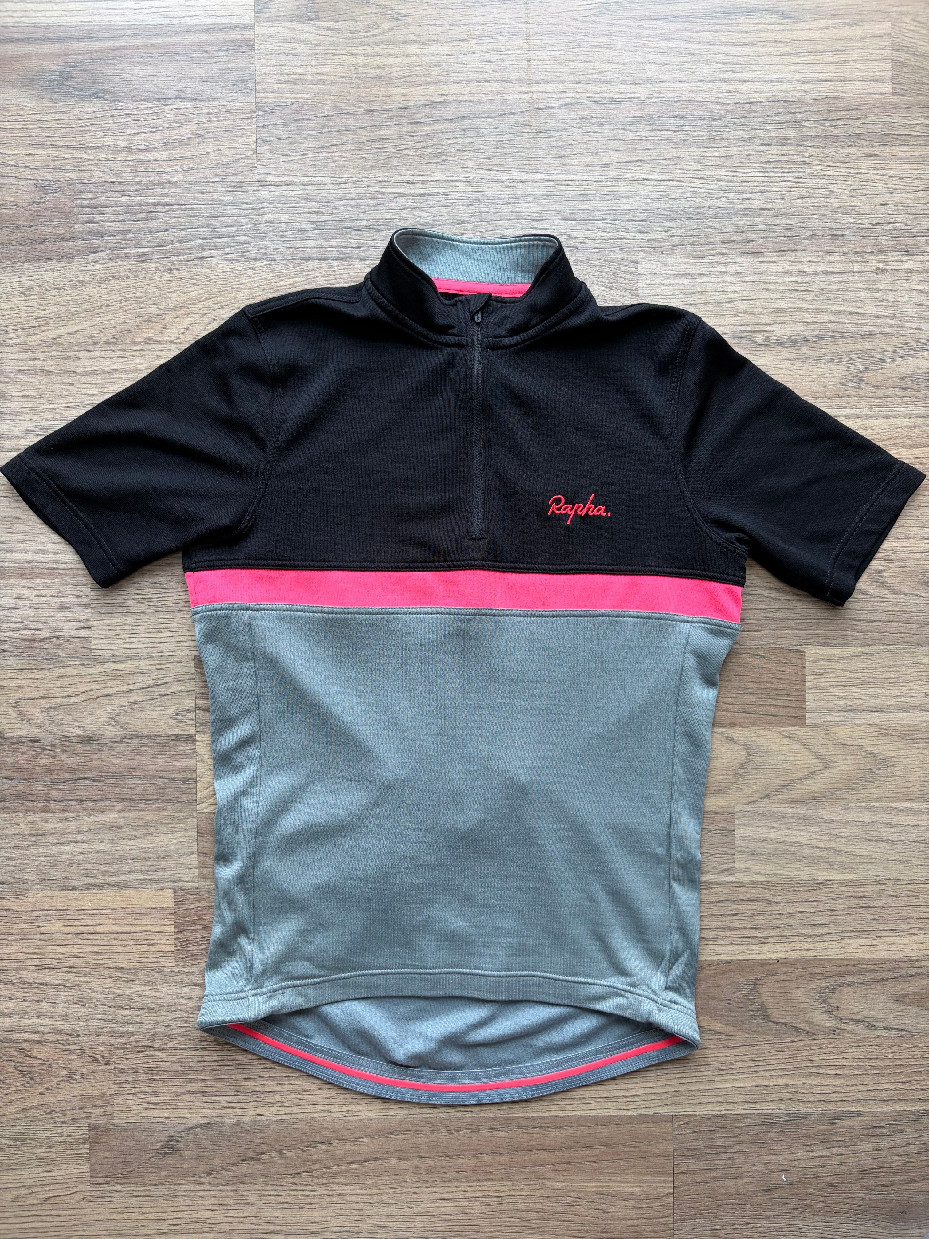 Pre-owned Rapha Club “Strade Bianche” Men’s Jersey - M - Black  in Very Good condition