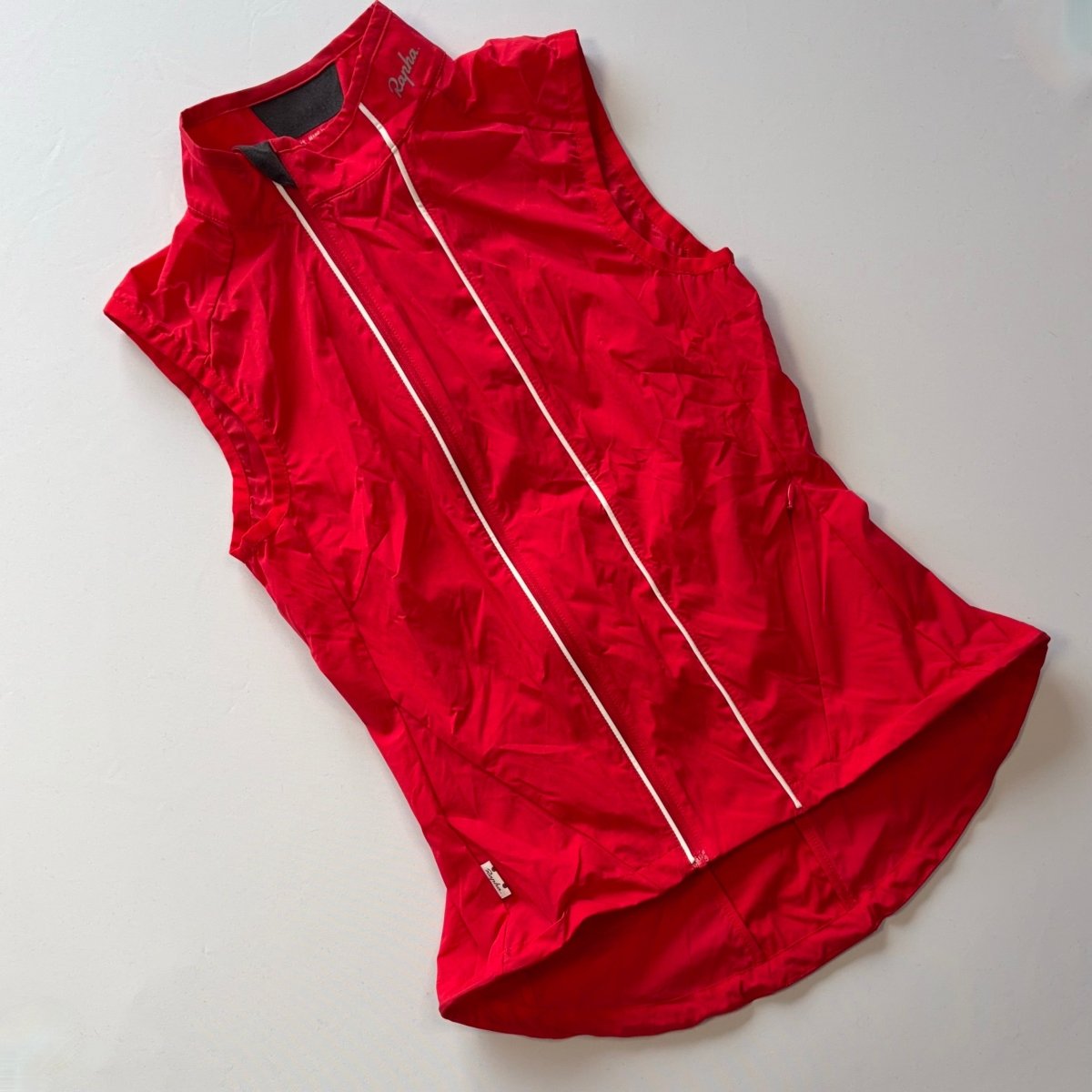 Rapha Women's Classic Lightweight Gilet - XS - Red - Excellent Used Condition - Pedalling Wears